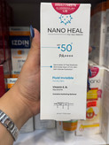 ضد آفتاب فلوئیدی بی رنگ مناسب پوست خشک با SPF50 حجم 50 میلی لیتر نانوهیل ضمانت اصل بودن کالا